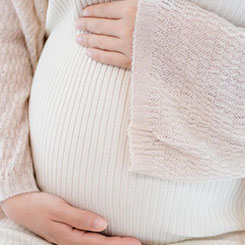 秦铭蔚🎱👓/摄 “现在组装🐾🆔子宫切除怎么要孩子一台电脑，成本至➗少比之前高👕